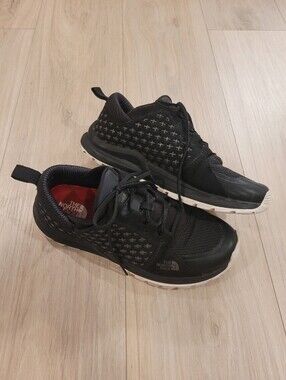 THE NORTH FACE | Mountain Sneaker Running Shoes | Sz. 8.5